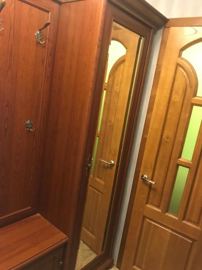 Апартаменты Ботанический Сад Kijev Kültér fotó